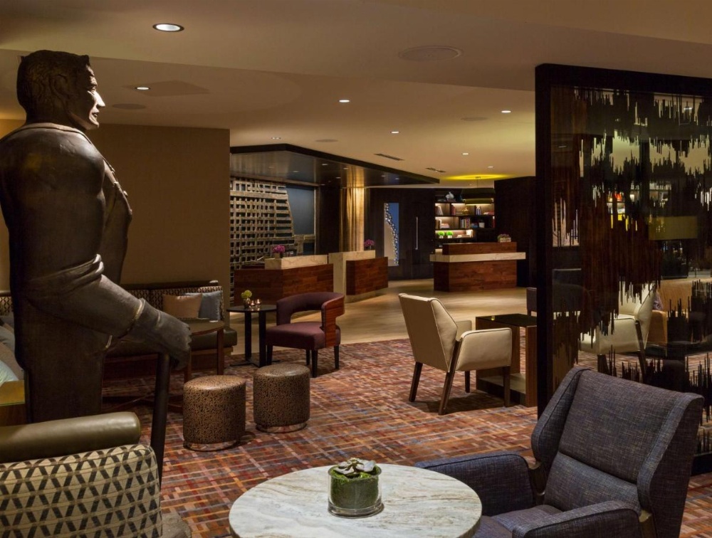 Hyatt Centric Chicago Magnificent Mile Image 13