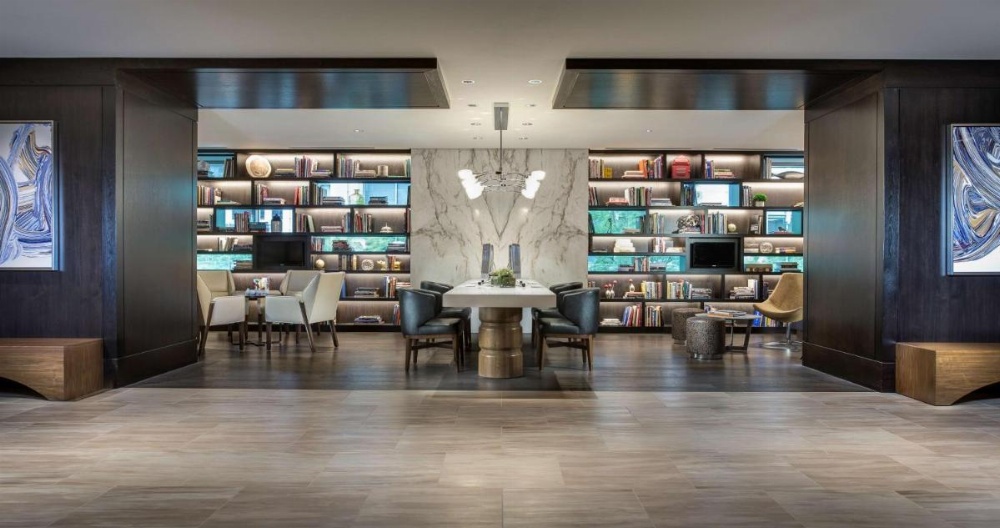 Hyatt Centric Chicago Magnificent Mile Image 14