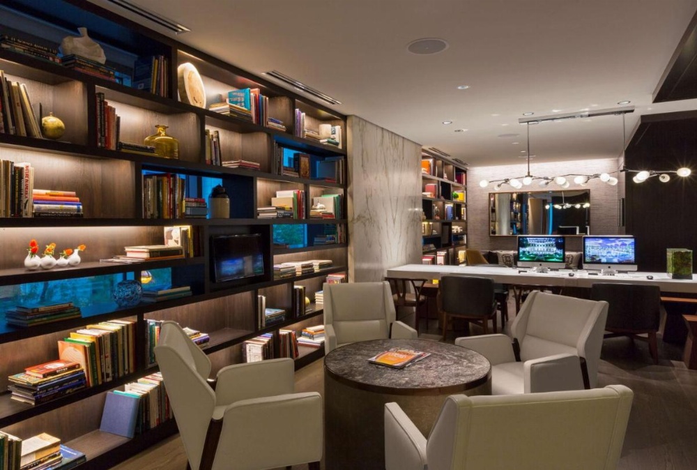 Hyatt Centric Chicago Magnificent Mile Image 23